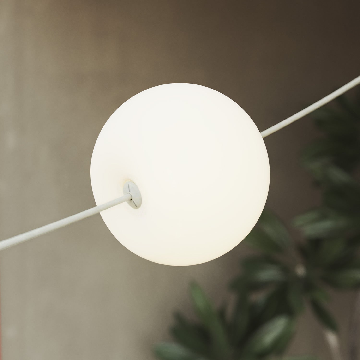 Outdoor 4-Light String Light for wet locations White Sand, Power supply with US plug - Marina4 Cherry
