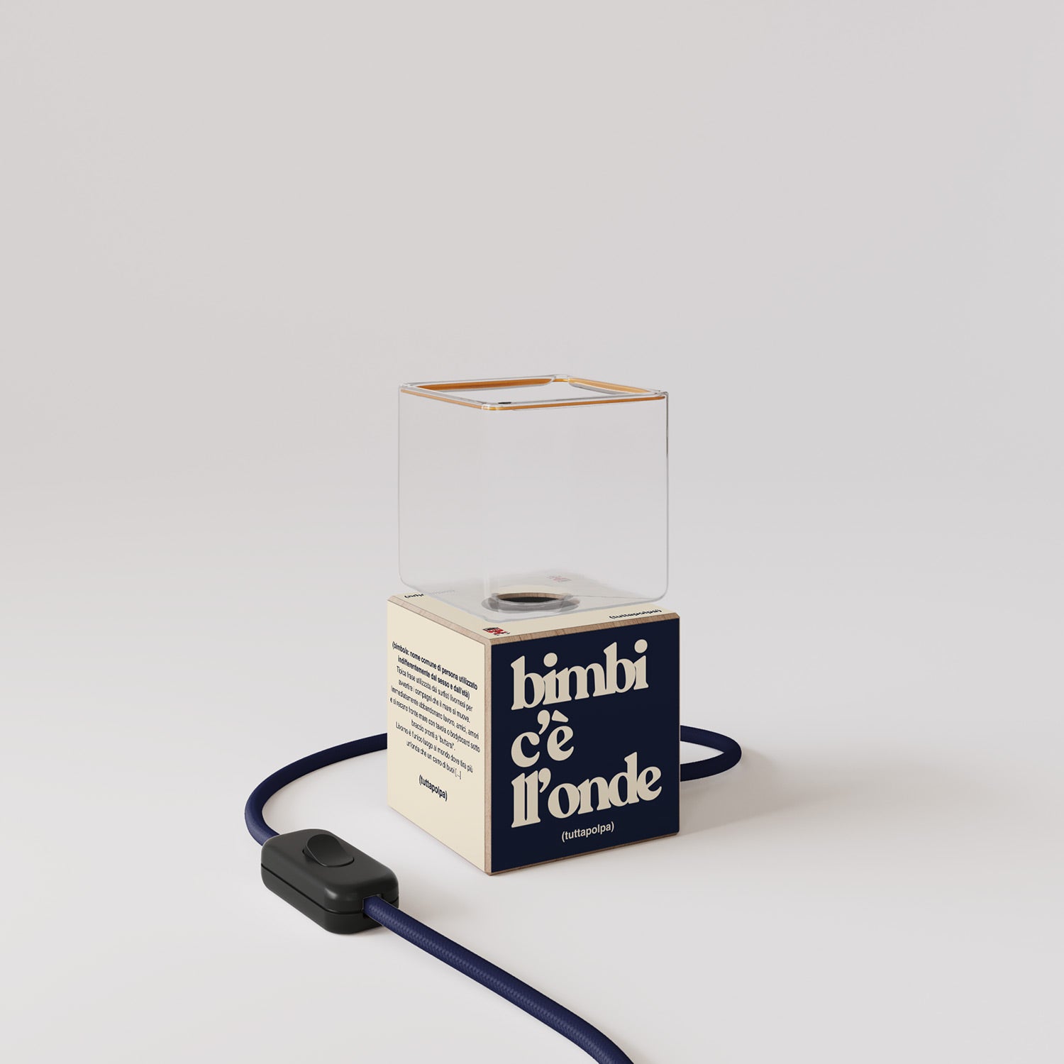Cubetto table lamp with US plug, "Bimbi c’è l’onde" Ghost bulb - Tuttapolpa