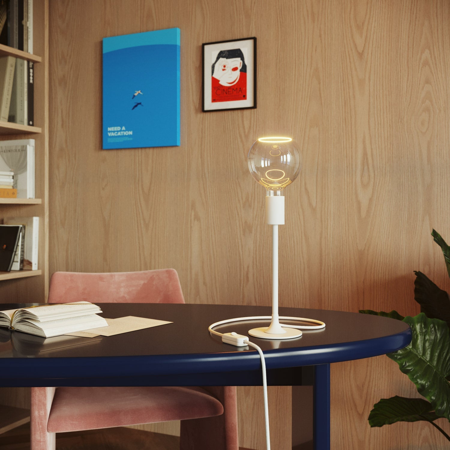 MAG-Y table lamp with round metal base and clear Ghost G05 bulb - Matt white