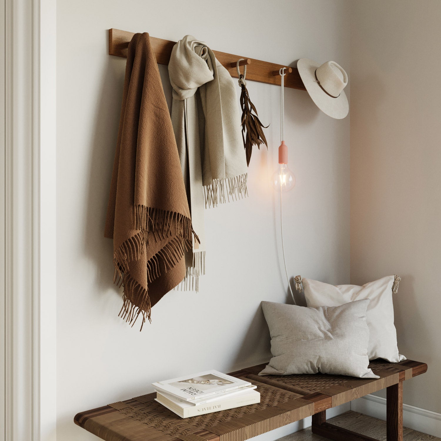 Snake - Silicone lamp with switch and plug Salmon